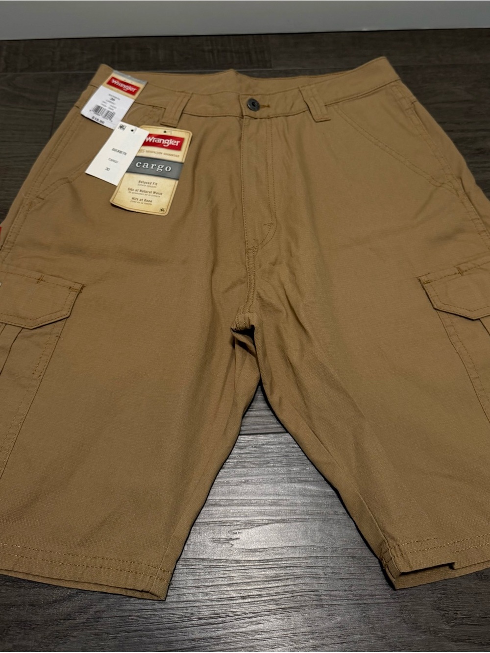 Wrangler Authentic Issue Mens Cargo Shorts Tan Khaki Cotton Size 30 60ORBTN